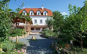 Babiččina Zahrada Penzion&Restaurant